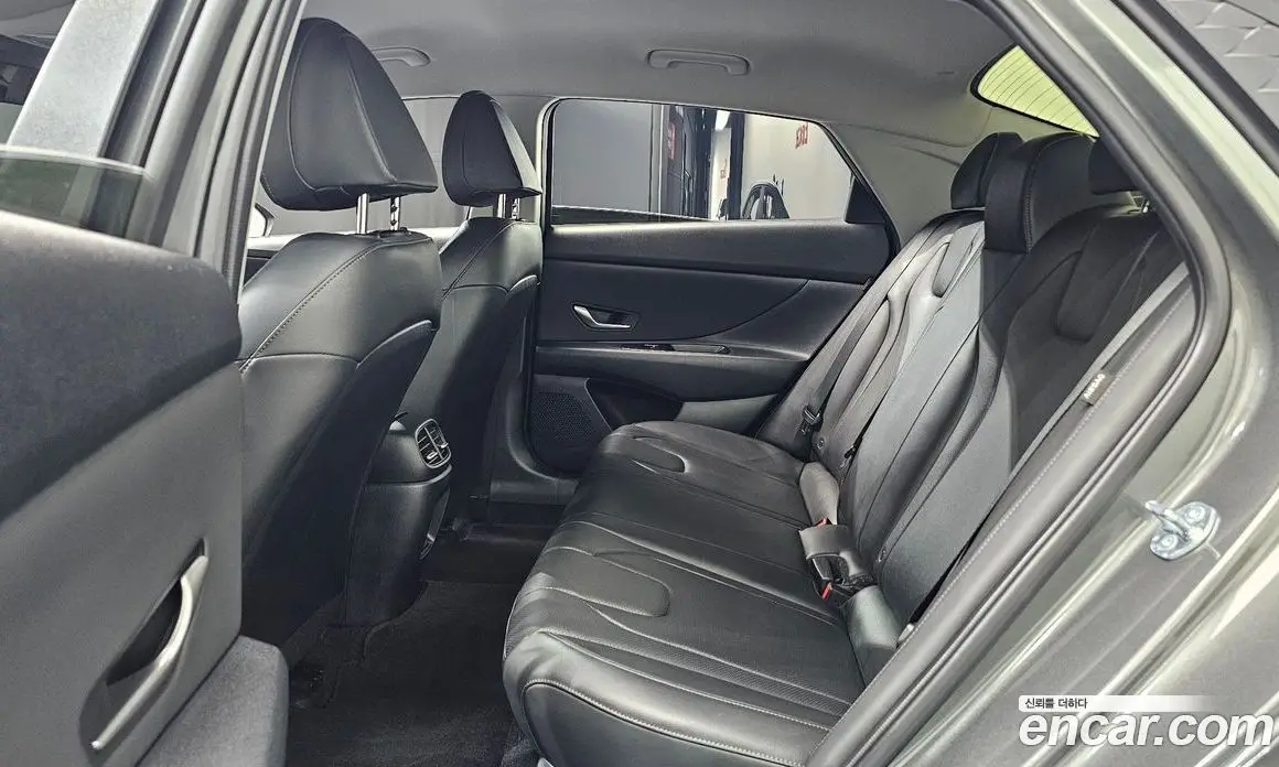 Hyundai Avante 2025 1.6 автомат (гидро), фото 17