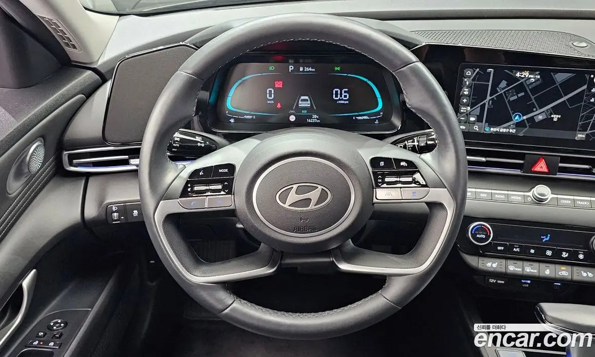 Hyundai Avante 2025 1.6 автомат (гидро), фото 18