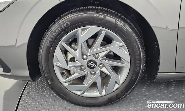 Hyundai Avante 2025 1.6 автомат (гидро), миниатюра 4