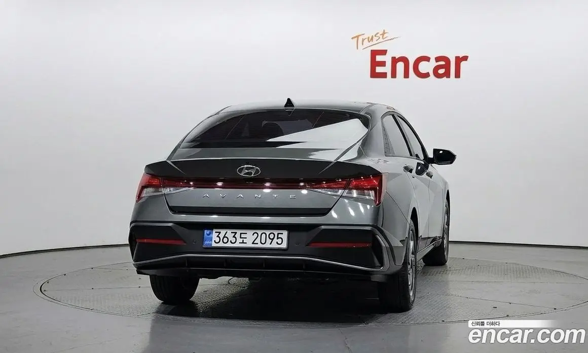 Hyundai Avante 2025 1.6 автомат (гидро), фото 4 Hyundai Avante 2025 1.6 автомат (гидро), фото 4
