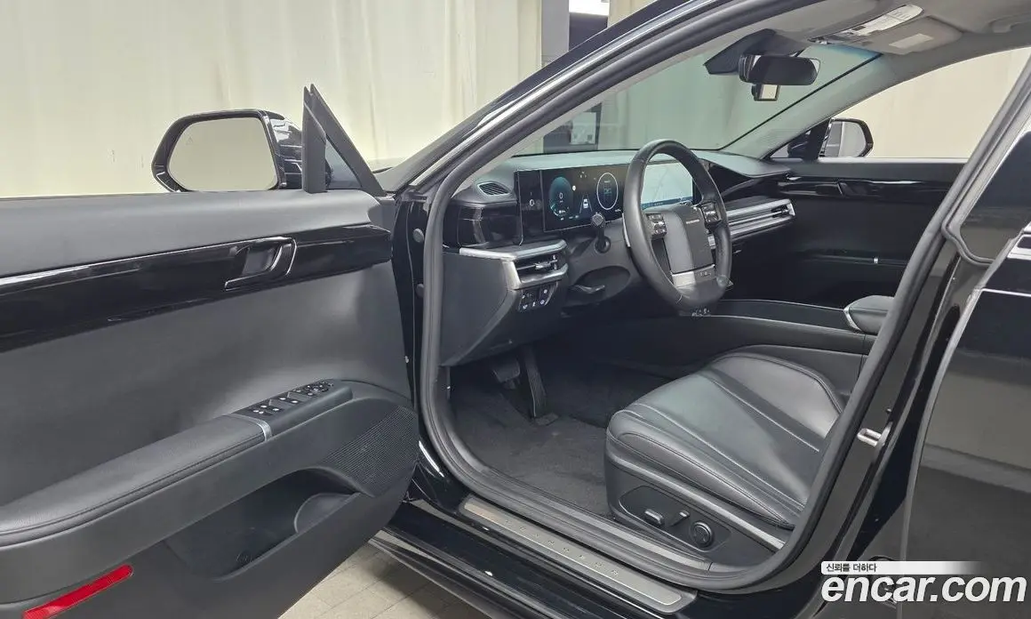 Hyundai Grandeur 2023 1.6 автомат (гидро), фото 13
