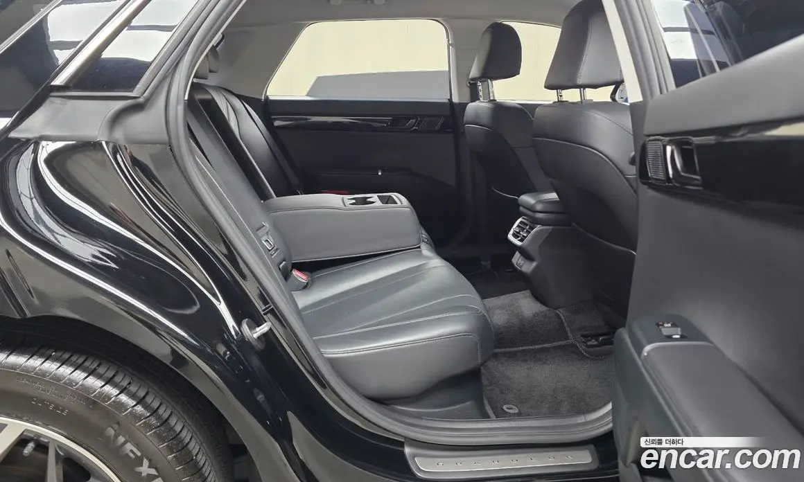 Hyundai Grandeur 2023 1.6 автомат (гидро), фото 17