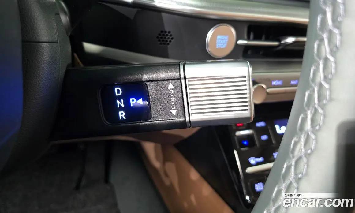 Hyundai Grandeur 2024 2.5 автомат (гидро), фото 12