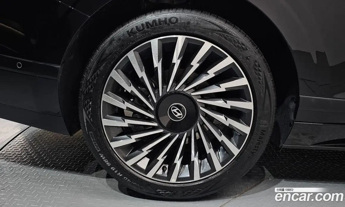 Hyundai Grandeur 2025 1.6 автомат (гидро), фото 6