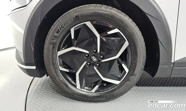 Hyundai Ioniq 5 2023 0.1 автомат (гидро), миниатюра 5