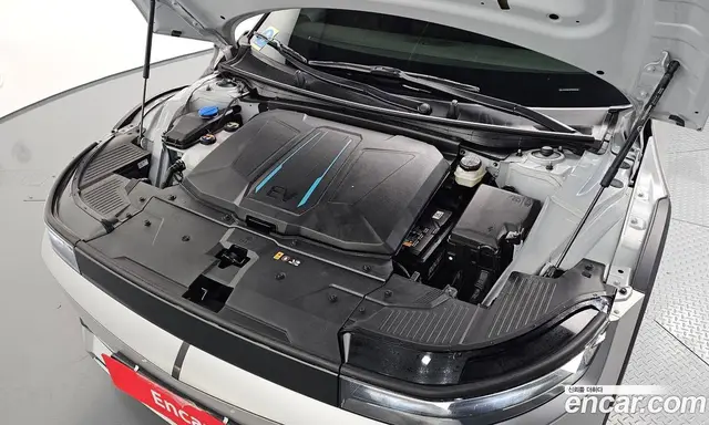 Hyundai Ioniq 5 2023 0.1 автомат (гидро), миниатюра 6