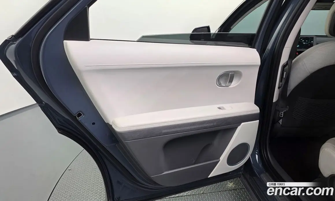 Hyundai Ioniq 5 2024 0.1 автомат (гидро), фото 15