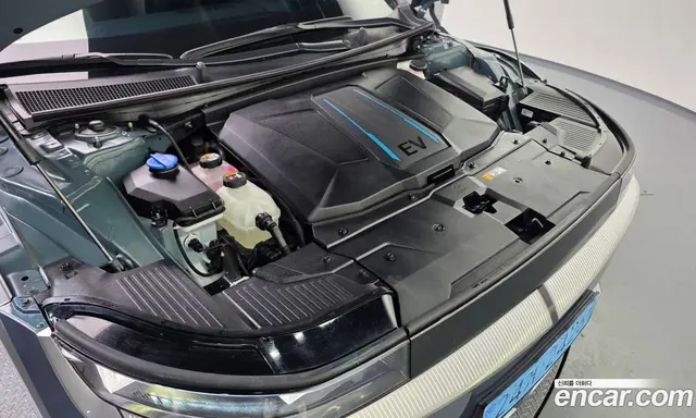Hyundai Ioniq 5 2024 0.1 автомат (гидро), миниатюра 6