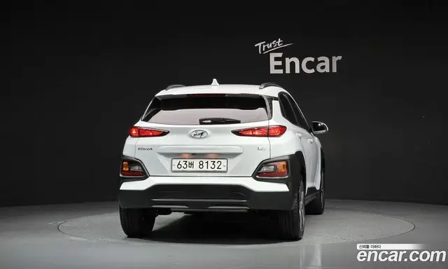 Hyundai Kona 2019 1.6 автомат (гидро), миниатюра 4