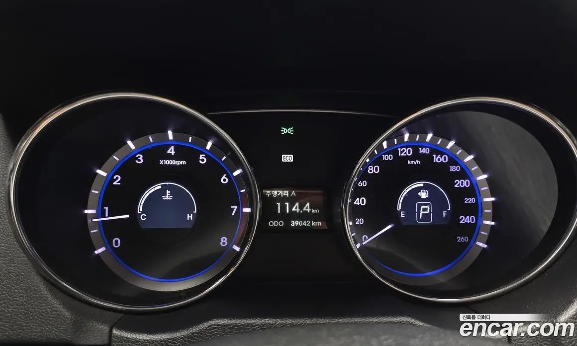 Hyundai Sonata 2010 2.0 автомат (гидро), фото 8 Hyundai Sonata 2010 2.0 автомат (гидро), фото 8