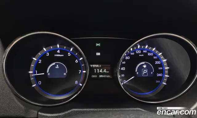 Hyundai Sonata 2010 2.0 автомат (гидро), миниатюра 8 Hyundai Sonata 2010 2.0 автомат (гидро), миниатюра 8
