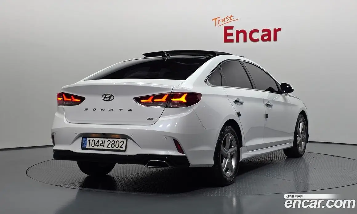 Hyundai Sonata 2018 2.0 автомат (гидро), фото 2 Hyundai Sonata 2018 2.0 автомат (гидро), фото 2