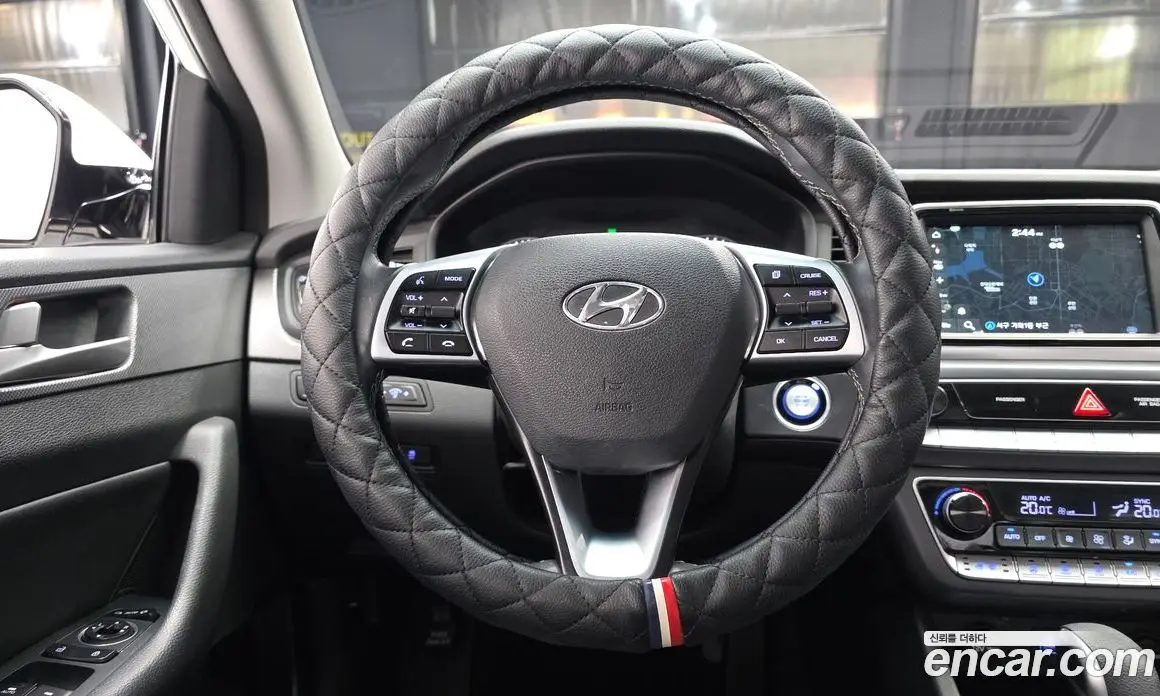 Hyundai Sonata 2018 2.0 автомат (гидро), фото 19 Hyundai Sonata 2018 2.0 автомат (гидро), фото 19