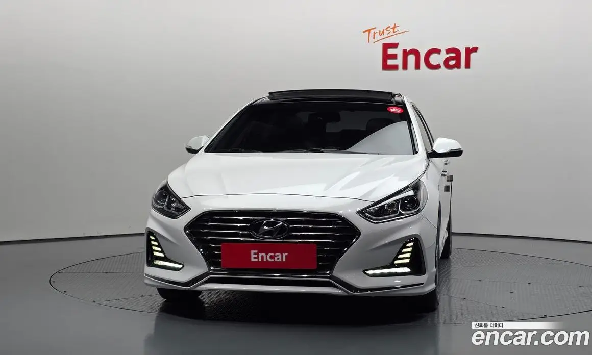 Hyundai Sonata 2018 2.0 автомат (гидро), фото 3 Hyundai Sonata 2018 2.0 автомат (гидро), фото 3