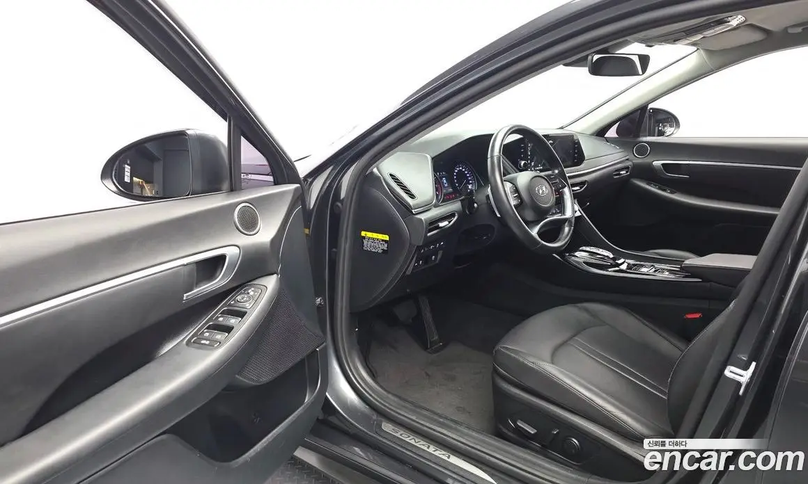 Hyundai Sonata 2019 2.0 автомат (гидро), фото 13 Hyundai Sonata 2019 2.0 автомат (гидро), фото 13