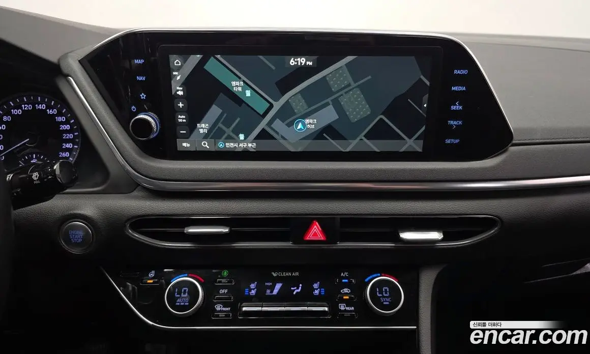 Hyundai Sonata 2019 2.0 автомат (гидро), фото 20 Hyundai Sonata 2019 2.0 автомат (гидро), фото 20