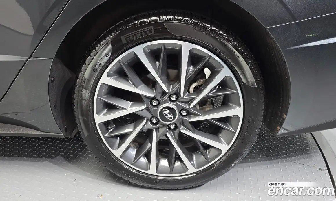 Hyundai Sonata 2019 2.0 автомат (гидро), фото 5 Hyundai Sonata 2019 2.0 автомат (гидро), фото 5