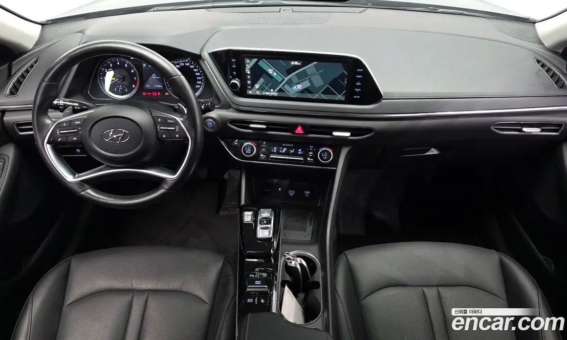 Hyundai Sonata 2019 2.0 автомат (гидро), фото 10 Hyundai Sonata 2019 2.0 автомат (гидро), фото 10