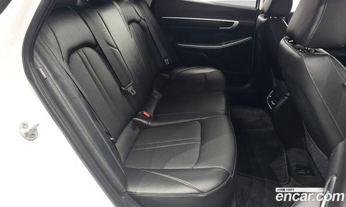 Hyundai Sonata 2024 2.0 автомат (гидро), фото 16