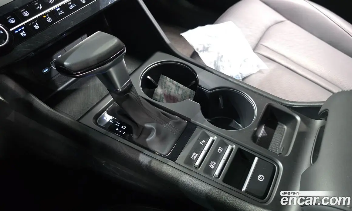 Hyundai Sonata 2024 2.0 автомат (гидро), фото 12