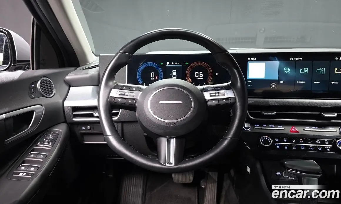 Hyundai Sonata 2024 2.0 автомат (гидро), фото 19