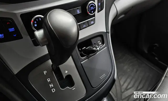 Hyundai Starex 2018 2.5 автомат (гидро), миниатюра 12