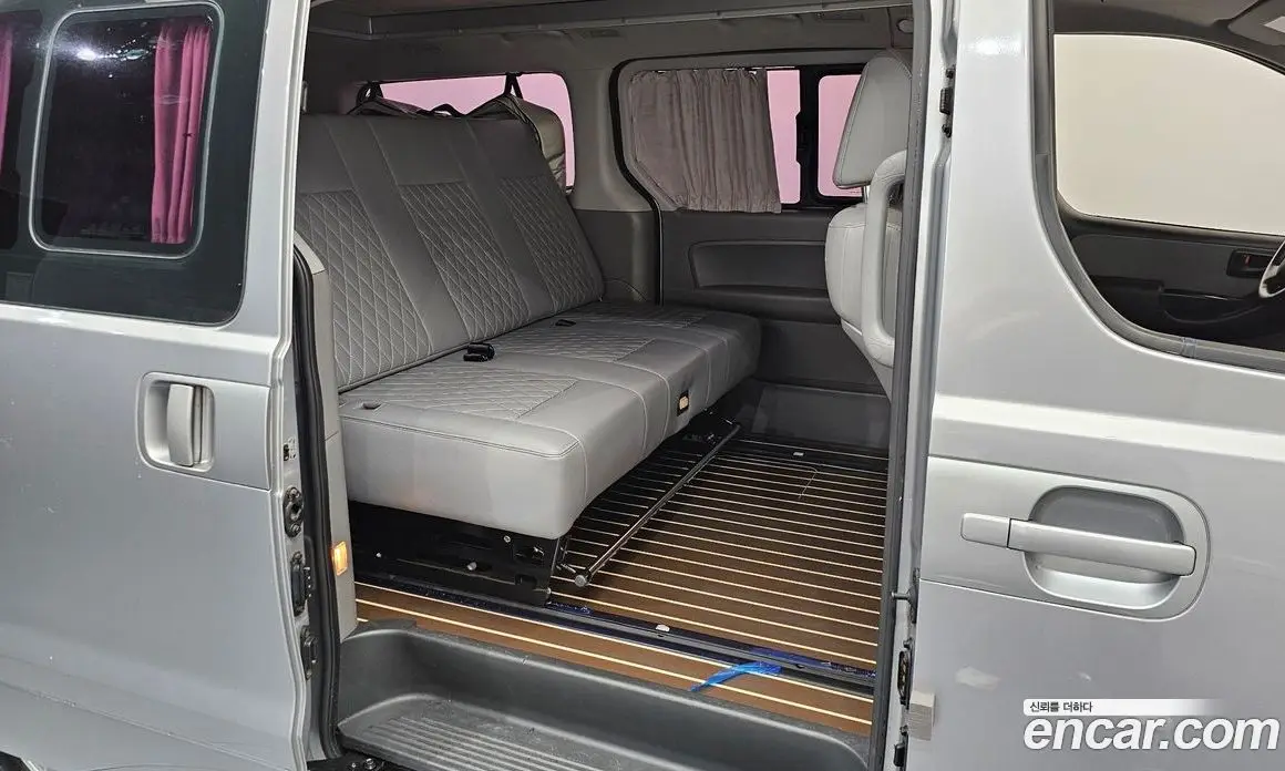 Hyundai Starex 2018 2.5 автомат (гидро), фото 17