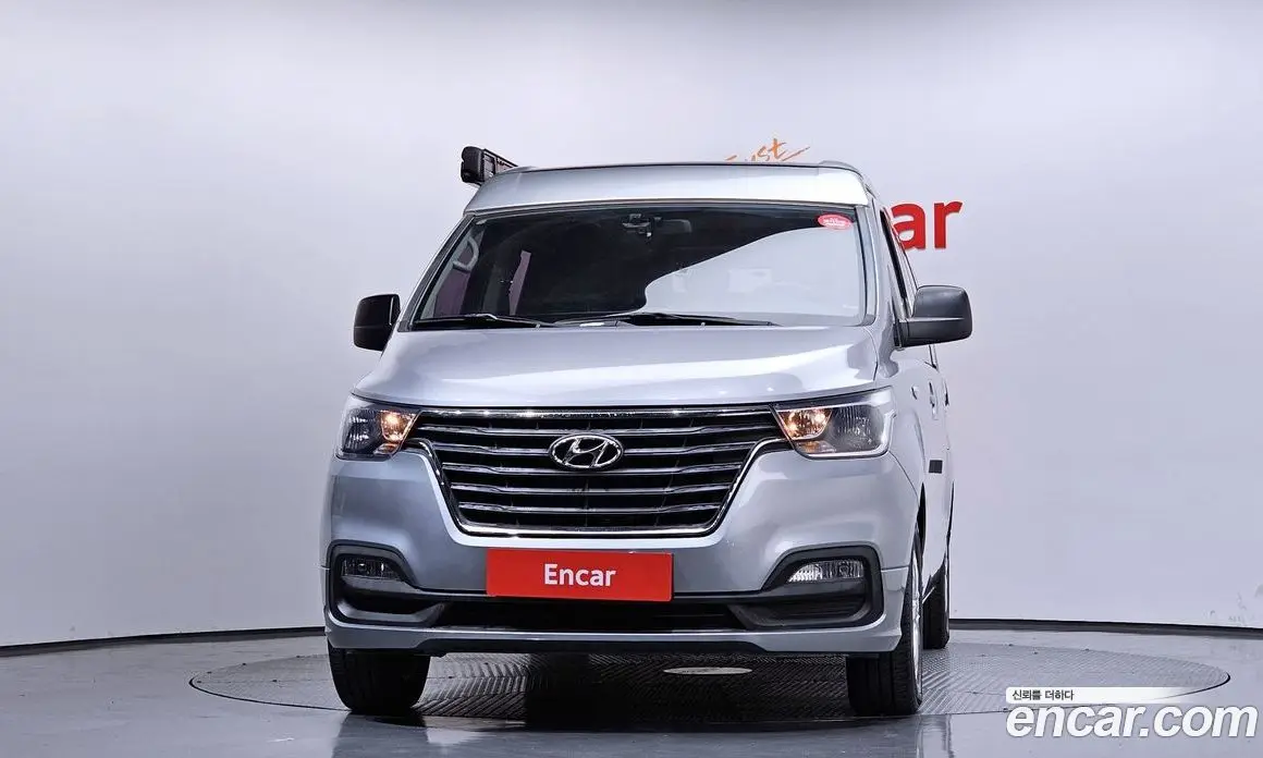 Hyundai Starex 2018 2.5 автомат (гидро), фото 3