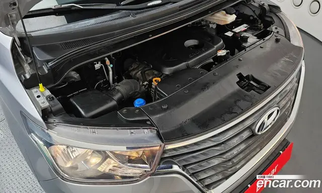 Hyundai Starex 2018 2.5 автомат (гидро), миниатюра 6