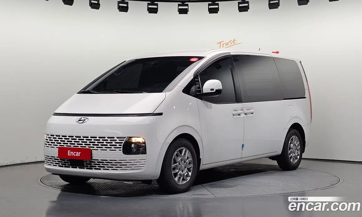 Hyundai Staria 2021 2.2 автомат (гидро), фото 1 Hyundai Staria 2021 2.2 автомат (гидро), фото 1