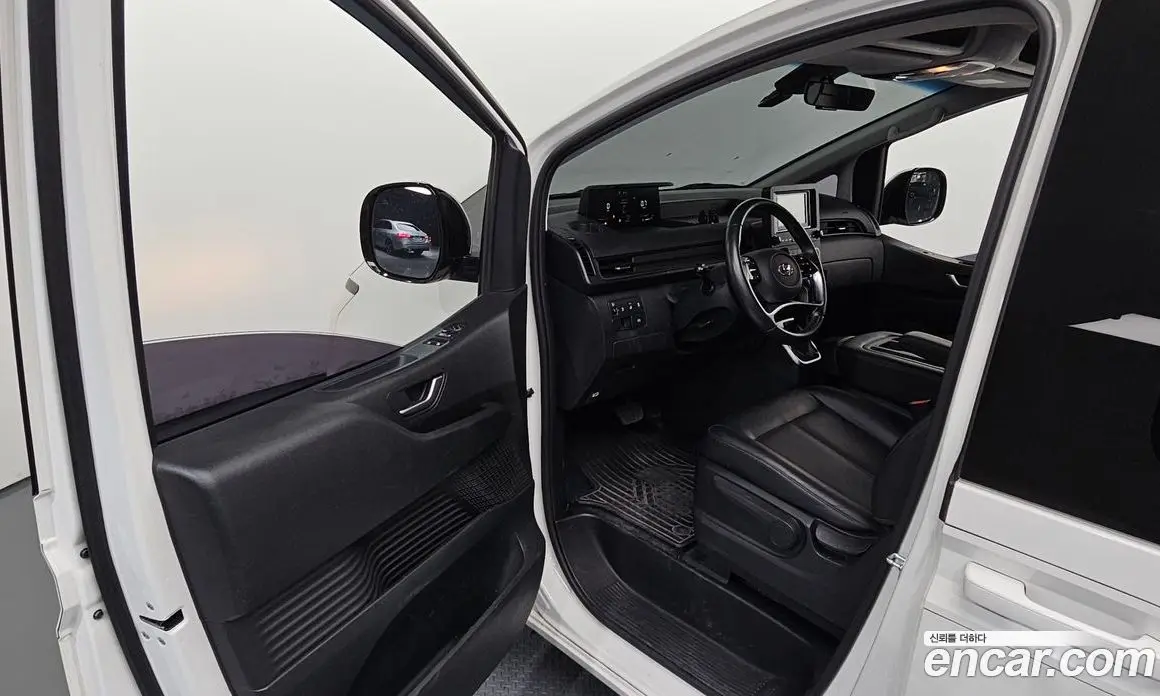 Hyundai Staria 2021 2.2 автомат (гидро), фото 13 Hyundai Staria 2021 2.2 автомат (гидро), фото 13