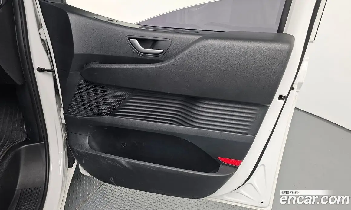 Hyundai Staria 2021 2.2 автомат (гидро), фото 15 Hyundai Staria 2021 2.2 автомат (гидро), фото 15