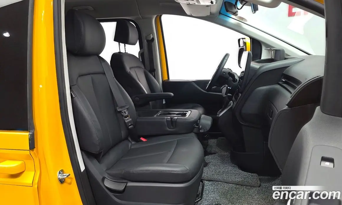 Hyundai Staria 2024 3.5 автомат (гидро), фото 16 Hyundai Staria 2024 3.5 автомат (гидро), фото 16