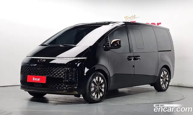 Hyundai Staria, 2024, 19 402 км