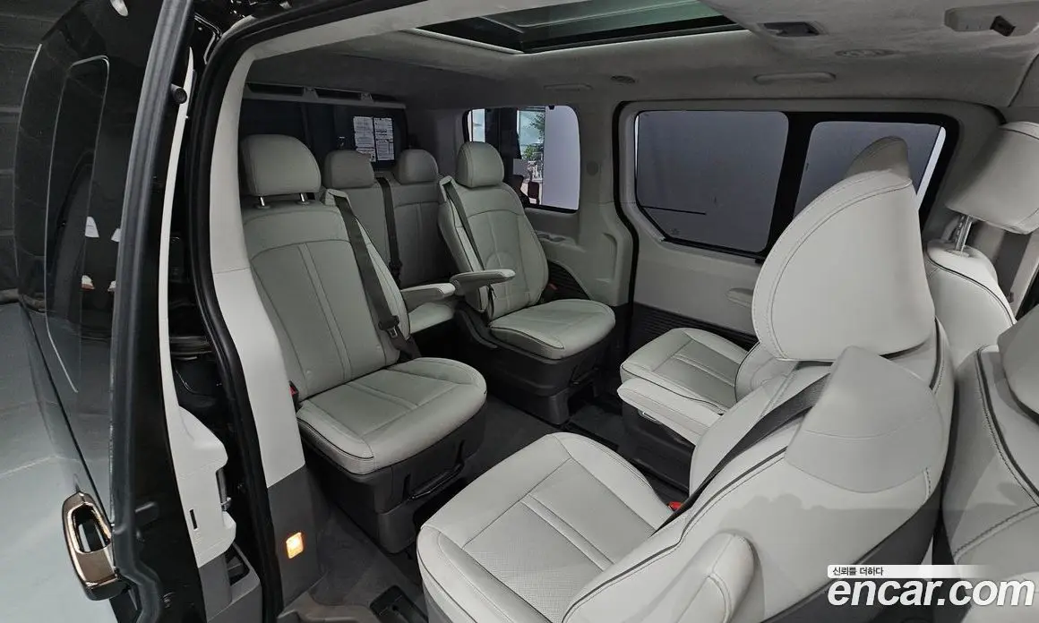 Hyundai Staria 2024 3.5 автомат (гидро), фото 17 Hyundai Staria 2024 3.5 автомат (гидро), фото 17