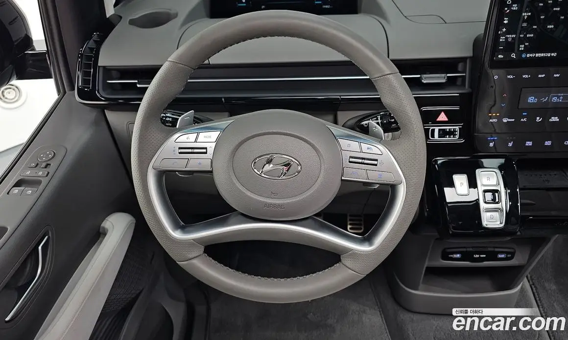 Hyundai Staria 2024 3.5 автомат (гидро), фото 19 Hyundai Staria 2024 3.5 автомат (гидро), фото 19