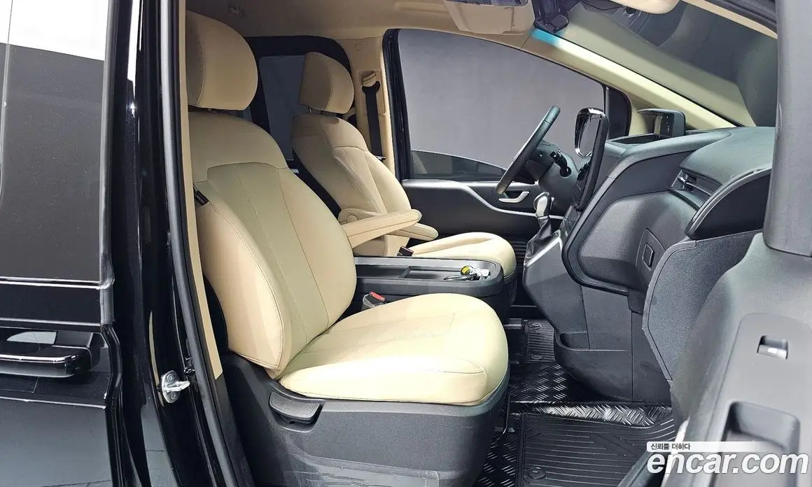 Hyundai Staria 2024 3.5 автомат (гидро), фото 18 Hyundai Staria 2024 3.5 автомат (гидро), фото 18