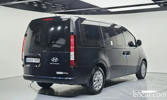Hyundai Staria 2024 1.6 автомат (гидро), миниатюра 2
