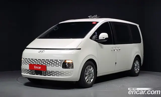 Hyundai Staria, 2025, 17 780 км
