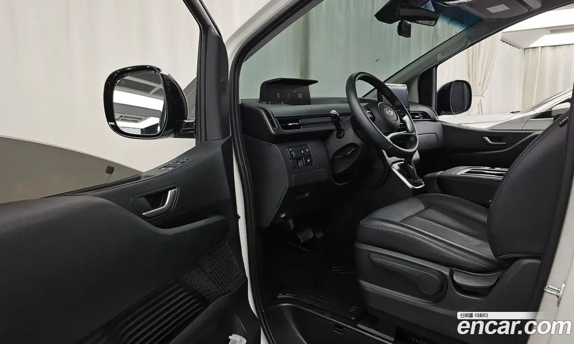 Hyundai Staria 2025 3.5 автомат (гидро), фото 13 Hyundai Staria 2025 3.5 автомат (гидро), фото 13