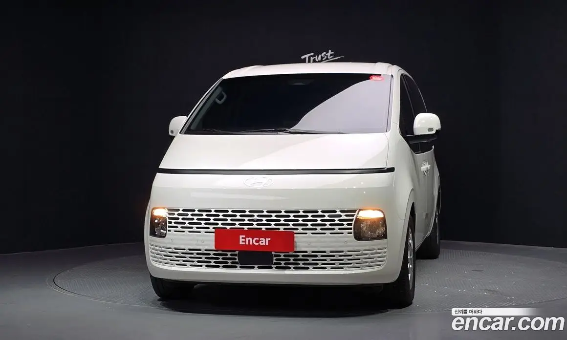 Hyundai Staria 2025 3.5 автомат (гидро), фото 3 Hyundai Staria 2025 3.5 автомат (гидро), фото 3