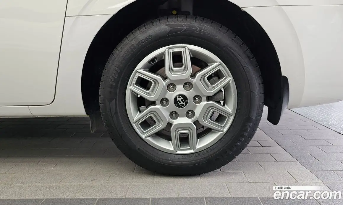 Hyundai Staria 2025 3.5 автомат (гидро), фото 7 Hyundai Staria 2025 3.5 автомат (гидро), фото 7