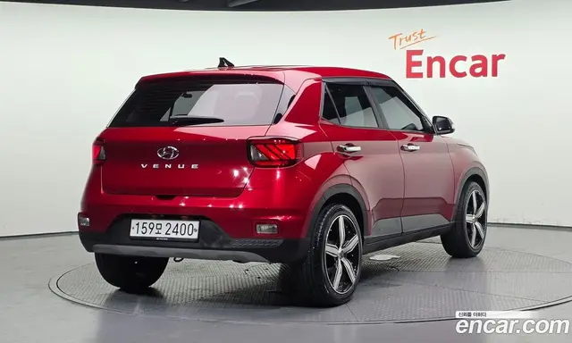 Hyundai Venue 2019 1.6 автомат (гидро), миниатюра 2 Hyundai Venue 2019 1.6 автомат (гидро), миниатюра 2