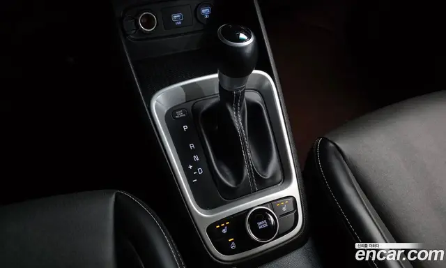 Hyundai Venue 2019 1.6 автомат (гидро), миниатюра 12