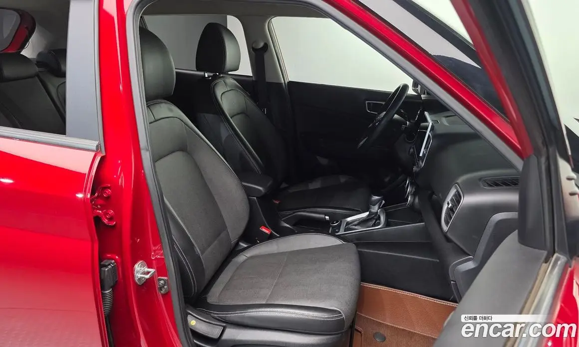 Hyundai Venue 2019 1.6 автомат (гидро), фото 16 Hyundai Venue 2019 1.6 автомат (гидро), фото 16