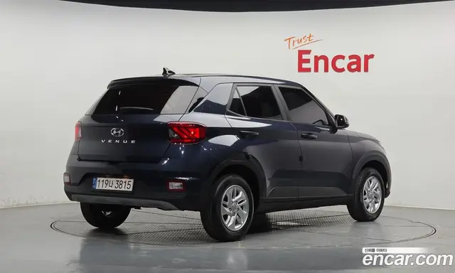 Hyundai Venue 2021 1.6 автомат (гидро), миниатюра 2 Hyundai Venue 2021 1.6 автомат (гидро), миниатюра 2