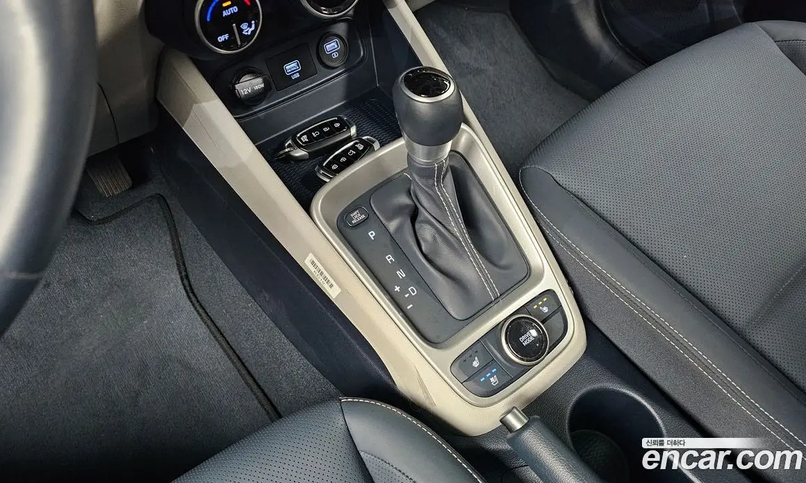 Hyundai Venue 2021 1.6 автомат (гидро), фото 12 Hyundai Venue 2021 1.6 автомат (гидро), фото 12
