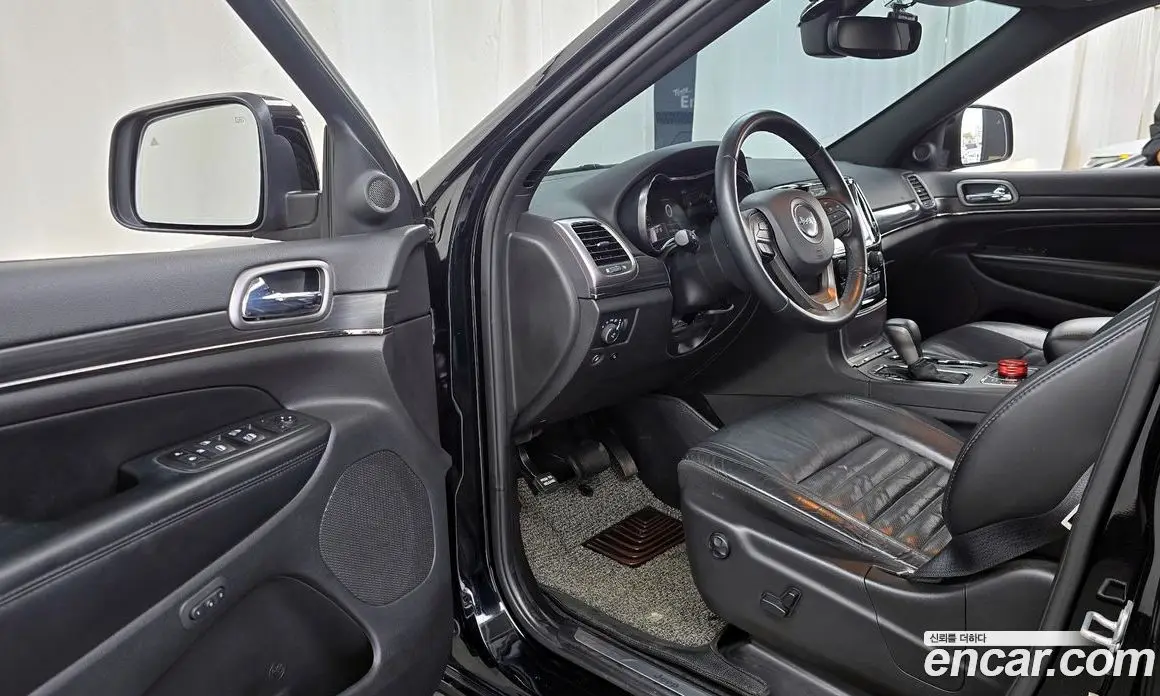 Jeep Cherokee 2019 3.6 автомат (гидро), фото 13