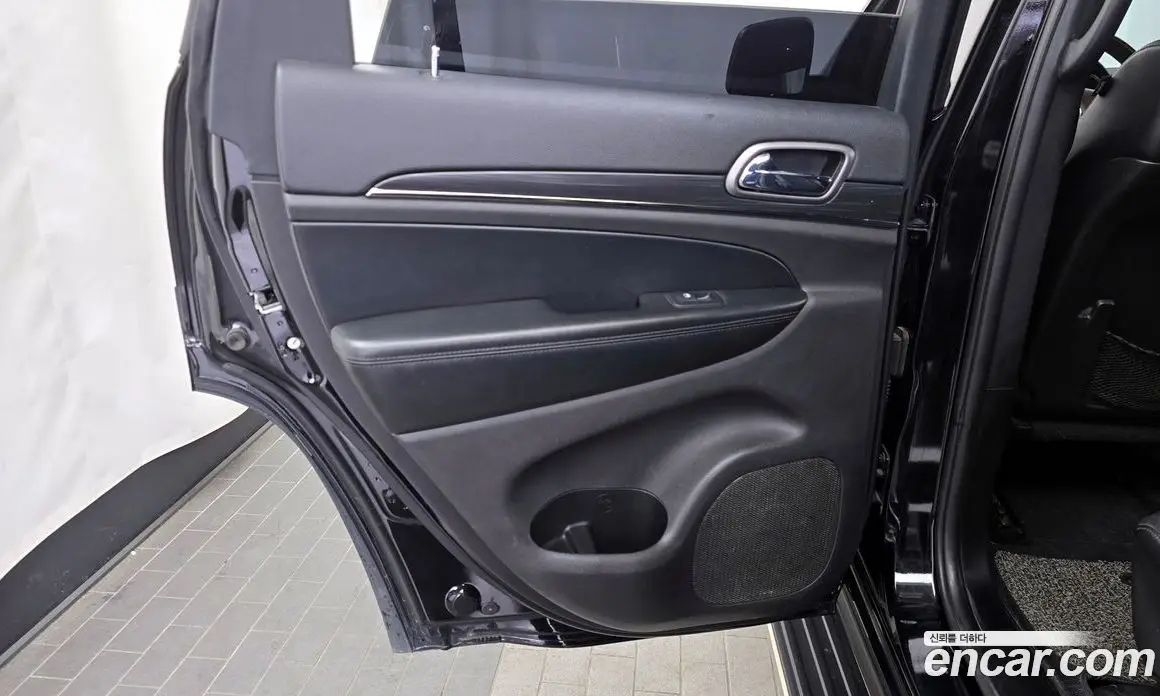 Jeep Cherokee 2019 3.6 автомат (гидро), фото 15