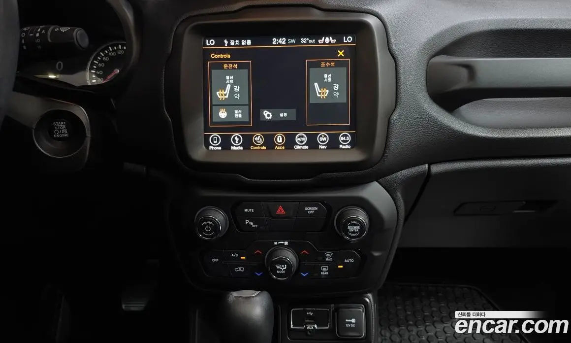 Jeep Renegade 2019 2.4 автомат (гидро), фото 18 Jeep Renegade 2019 2.4 автомат (гидро), фото 18